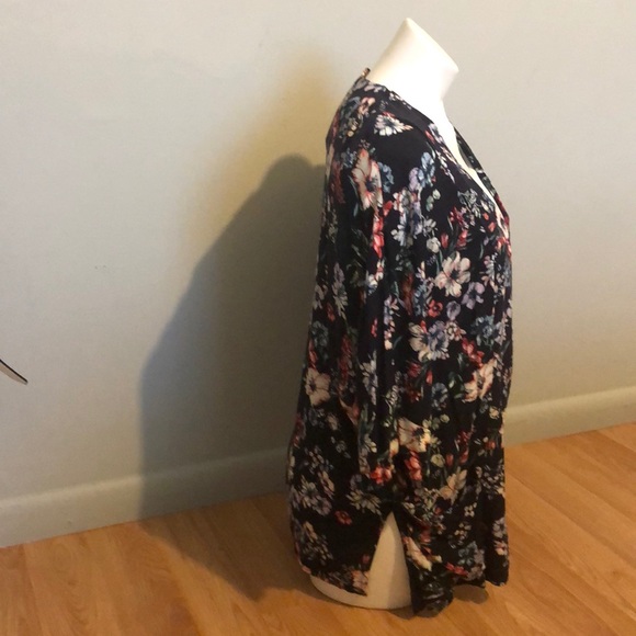 Bershka | Sweaters | Bershka Floral 